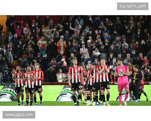 英超争夺战：富勒姆迎战阿森纳，状态稳健值得关注