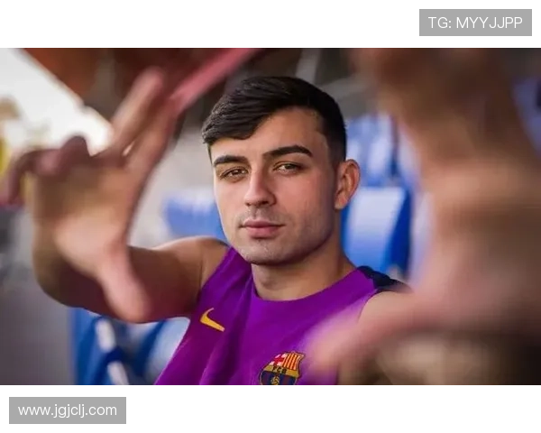 维蒂尼亚对比佩德里：同代中场核心的控球节奏与决策结构差异